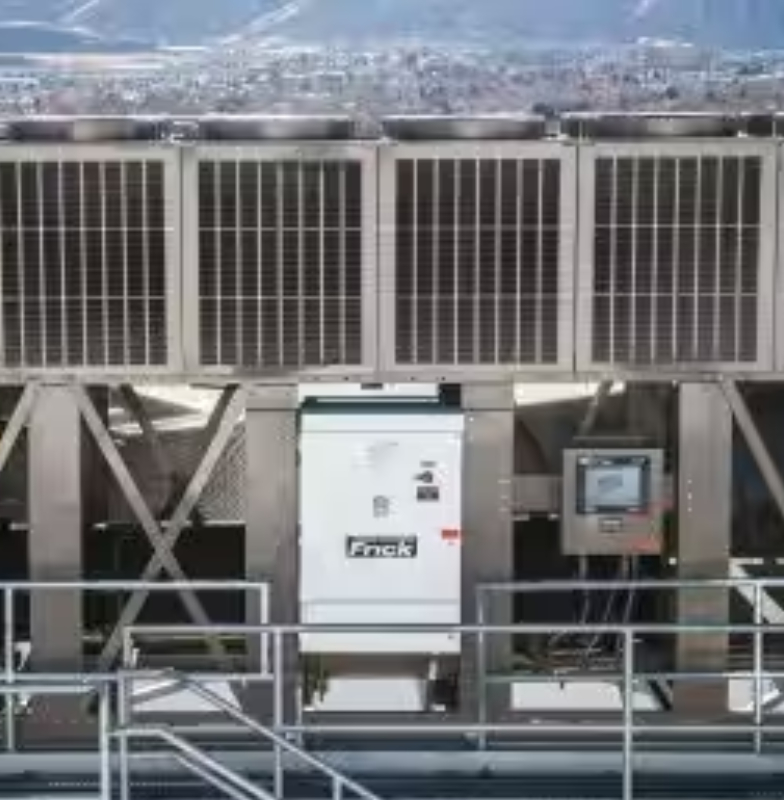 Thermosyphon cooling towers with hail guards
